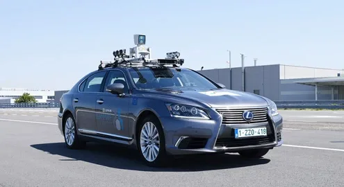 Беспилотный Lexus LS протестируют на дорогах Бельгии