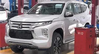 Дизайн оновленого Pajero Sport розсекретили до прем'єри