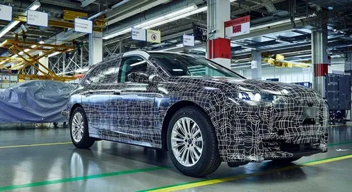BMW iNext electric crossover appeared on video