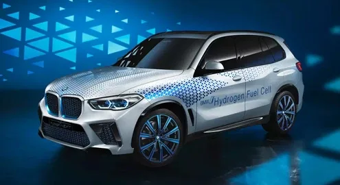 BMW X5 crossover converted to hydrogen