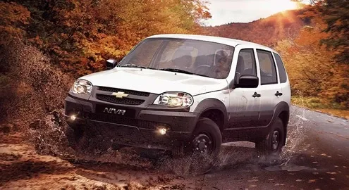Внедорожнику Chevrolet Niva добавили новую базовую версию