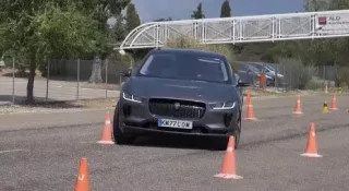 Електрокар Jaguar I-Pace не впорався з «лосиним тестом»