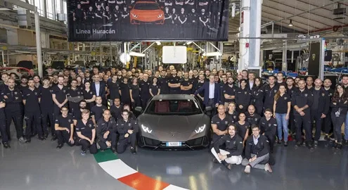 Lamborghini Huracan побил рекорд продаж