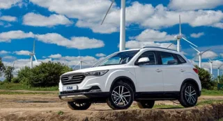 За підсумками краш-тестів кросовер FAW X40 отримав максимальні оцінки