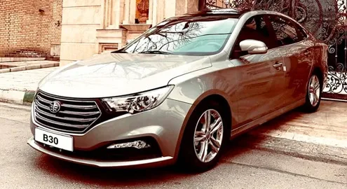 АИС начинает новогодние распродажи - FAW B30 AT предлагается за 273 900 грн.!