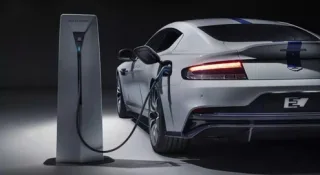 Aston Martin отказался от электрокара Rapid E