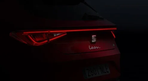 Новый Seat Leon получит гибридную версию