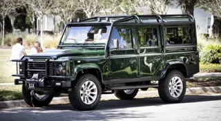 Land Rover Defender оснастили мотором від Corvette