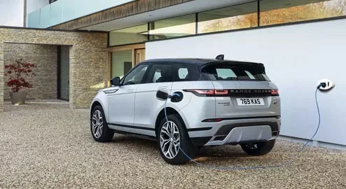 Land Rover расширил линейку подзаряжаемых гибридов