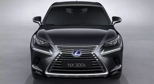 Гибрид Lexus NX 300h получил упрощенную версию