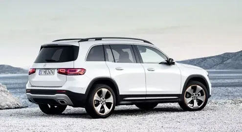 Mercedes-Benz GLB crossover received a new base version