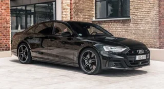 Audi S8 розкачали до 700 сил