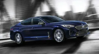 Рестайлинговому Kia Stinger добавили новый турбомотор