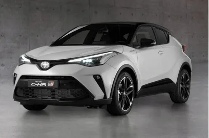 Toyota C-HR получит новую комплектацию GR Sport к 2021 году