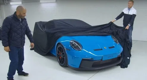 Новейший заряженный спорткар Porsche рассекречен перед премьерой