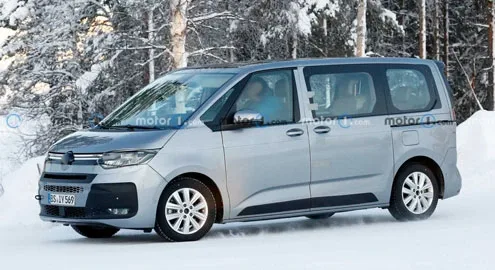 New Volkswagen Multivan T7 spotted on the roads