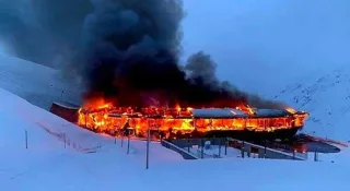Пожежа знищила унікальний музей з 230 класичними мотоциклами (відео)