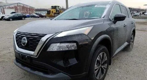 На аукцион битых авто в США впервые попал новейший кроссовер Nissan
