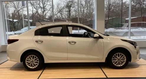 The first live photos of the budget Kia sedan assembled by ZAZ have appeared