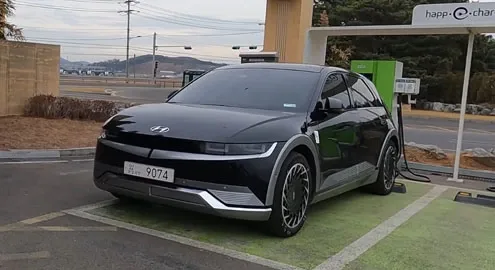 The newest Hyundai electric vehicle was first captured on the roads
