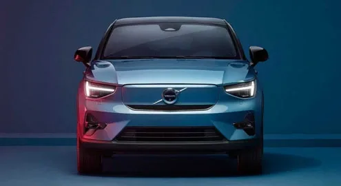 Представлен новейший электрический кроссовер Volvo C40 Recharge
