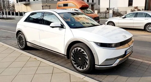 The sensational Hyundai Ioniq 5 electric car surprised with its design in person (photo)