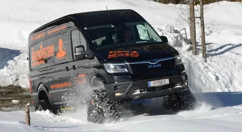 Germans presented an ideal minibus for the Ukrainian Carpathians