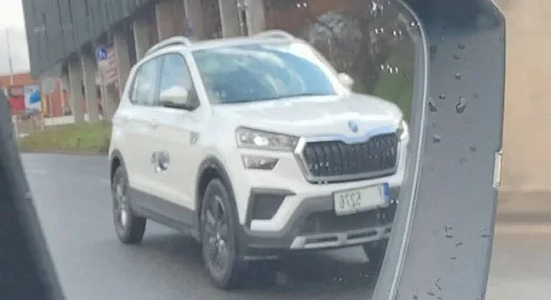 Cамый дешевый кроссовер Skoda неожиданно засняли в Европе (фото)