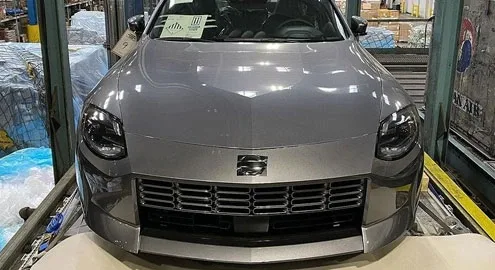 New Nissan 400Z sports car appears in first photos