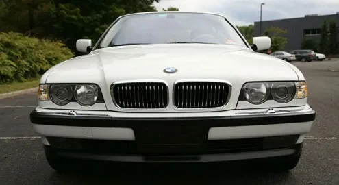 A perfect 20-year-old BMW 7 Series E38 with zero mileage has been found