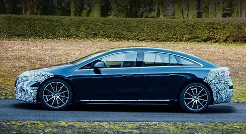 Mercedes рассекретил интерьер своей самой нестандартной модели
