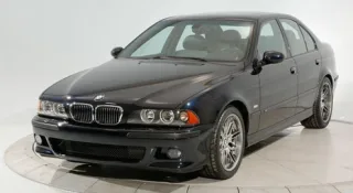 Старий 18-річний BMW E39 продали за ціною двох нових BMW M5