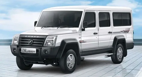Cheap analogue of Mercedes G-Class surprised with 13-seat interior