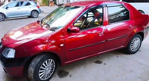 Old Logan was not very successfully converted into a Mercedes-Maybach (photo)