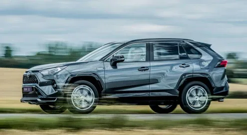 Объявлены цены на самый крутой Toyota RAV4 в Украине
