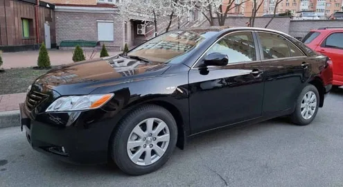 В Украине обнаружили 13-летнюю Toyota Camry в состоянии нового авто