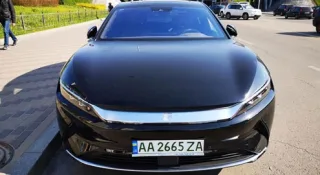 The most impressive Chinese electric car was spotted in Ukraine