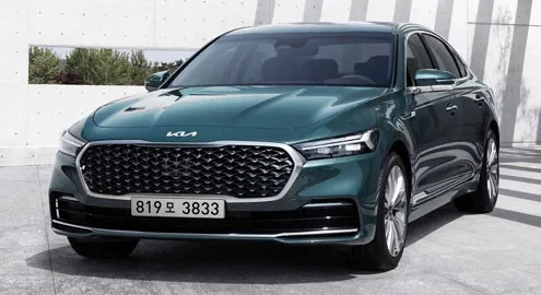 Unveiled new Korean competitor to Mercedes S-Class and BMW 7