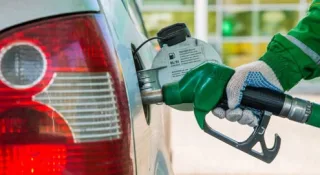 В Україні відновлюються продажі преміального палива на АЗС