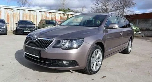 В Германии продают 7-летнюю Skoda Superb с пробегом всего 1 500 км (фото)