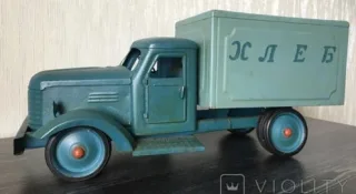 В Україні за ціною справжнього авто продали іграшку в масштабі 1:43