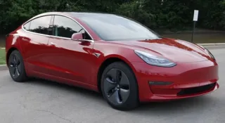 Tesla Model 3 owner talks about money saved on fuel over 3 years (video)