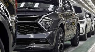 The newest Kia Sportage 2022 was first captured on the assembly line (photo)