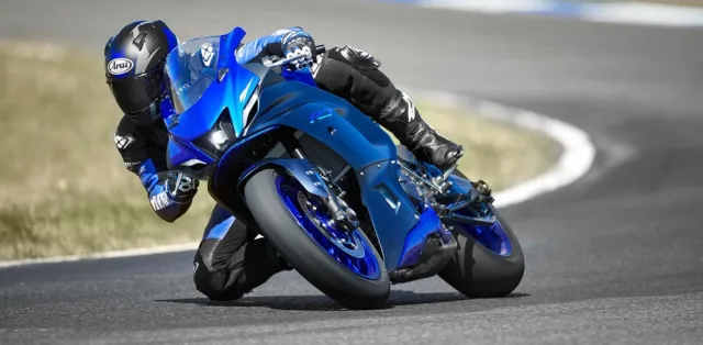 Yamaha released an affordable sportbike R7