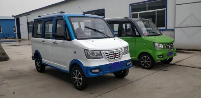 Представлена самая маленькая в мире маршрутка за $4 тысячи