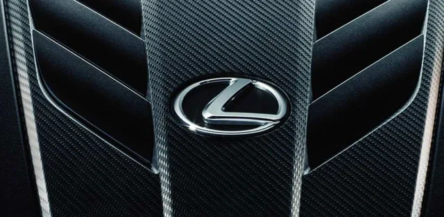 Первые фото и подробности недорогого спорткара Lexus