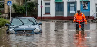The Ukrainian market may be flooded with flooded cars