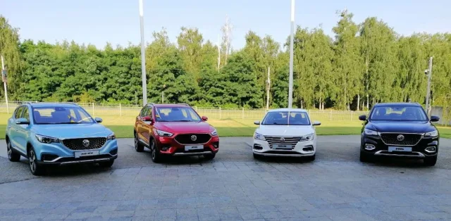 В Украине представили бюджетные автомобили известной британской марки