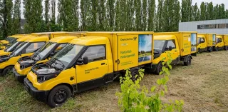 In Germany, a huge batch of cheap used electric cars is being sold off