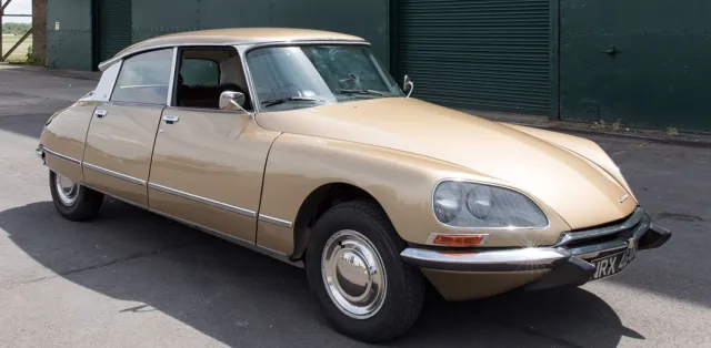 Представлен самый стильный и самый необычный электромобиль Citroen